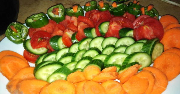 طبق طرنشات طماطم  Image 1 Preview