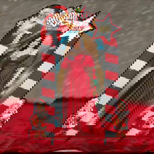 مكت كريسمس مقاس 20 سنتى اكلارك Image 5 Preview