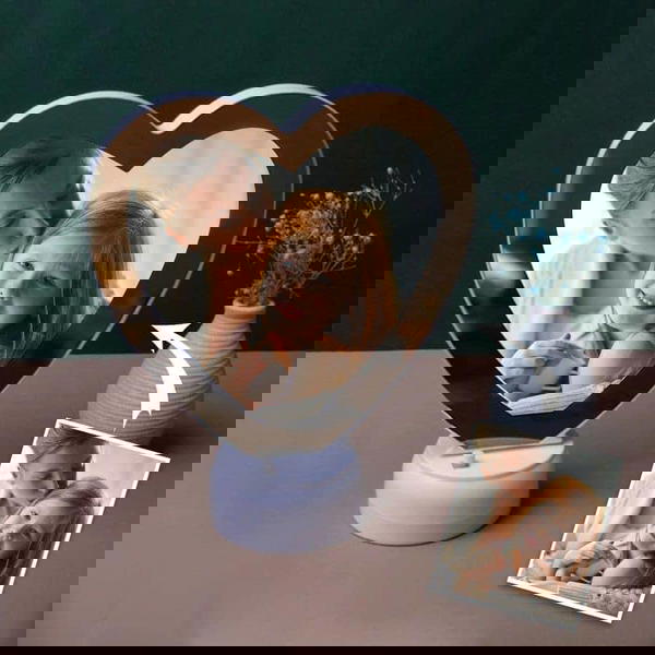 مرايه سحريه شكل قلب  Image 1 Preview
