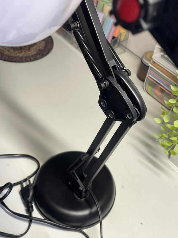 اباجورة الاحلام(قاعدة + مشبك لون اسود وابيض😭🤎🤎🤎🫰🏻🍃   Image 5 Preview