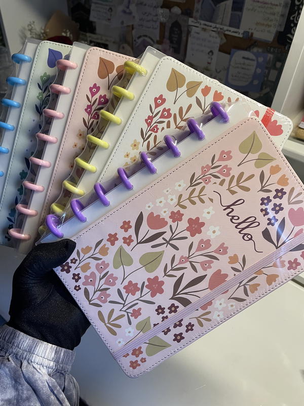 دفتر A5 هارد خامة جلد فخم🕊️مستوردة ورق كريمي 160صفحة80 ورقة Image 1 Preview