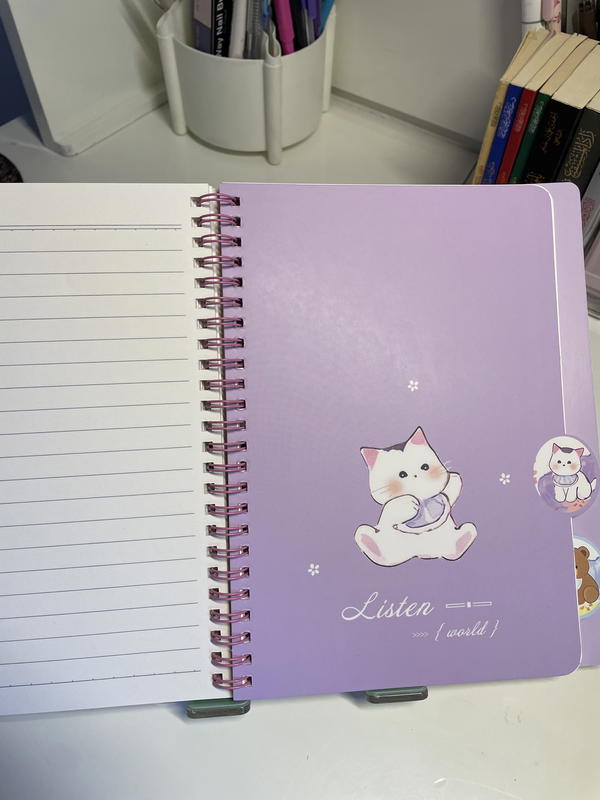 دفترA5 بفواصل مستورد ورق كريمي💗🐇 Image 10 Preview