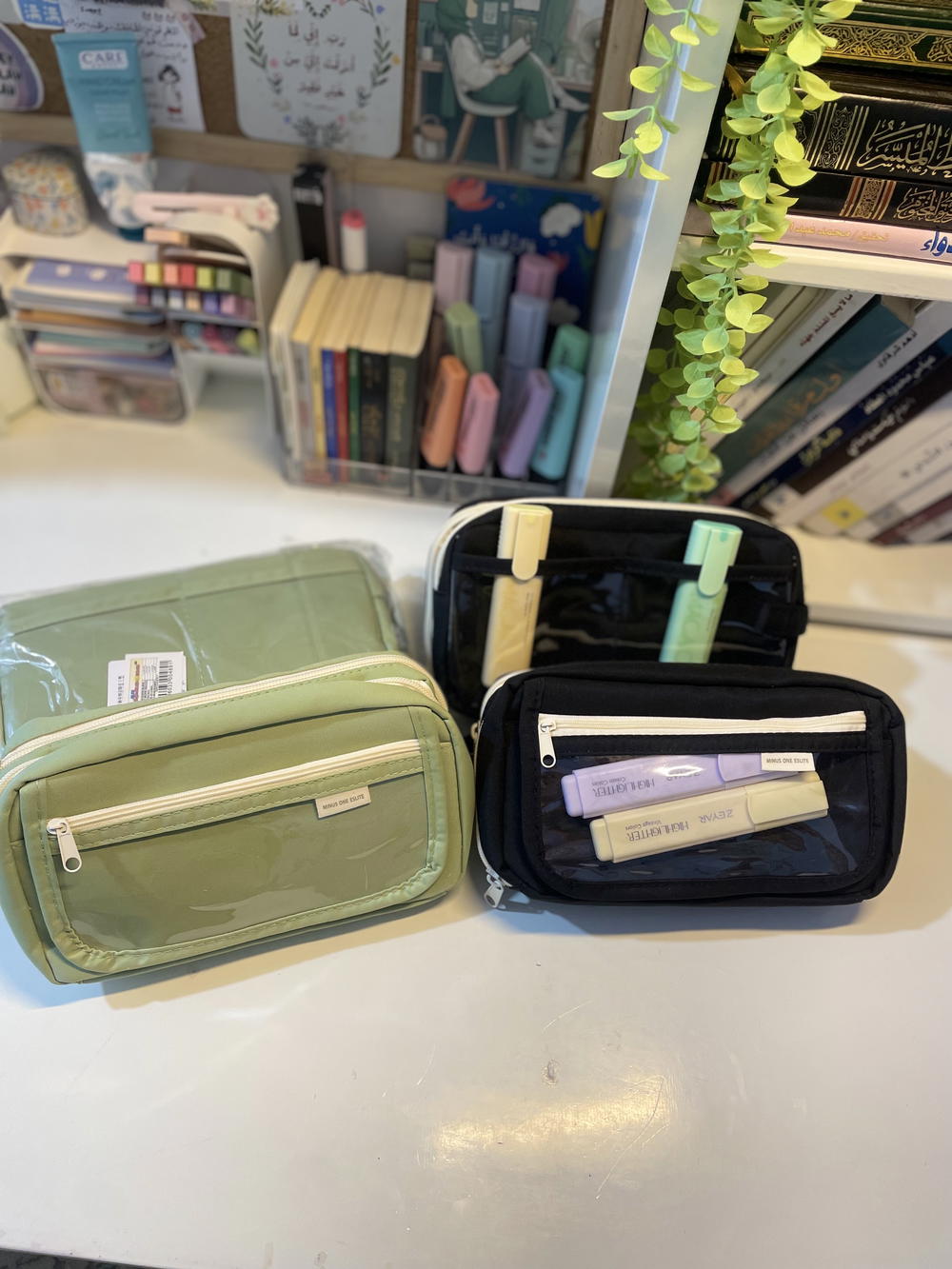 دي مش مقلمة جامبو بس لاء دي شنطة !المتاح اسود وفستقي🥹💗 Preview Image