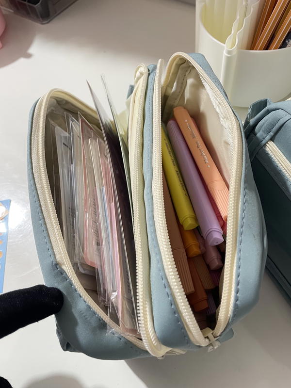 دي مش مقلمة جامبو بس لاء دي شنطة !المتاح اسود وفستقي🥹💗 Image 3 Preview