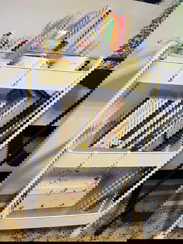 منظم Pinterest لون ابيض 💕مستورد معدن بعجل🤍🍓 Image 2 Preview