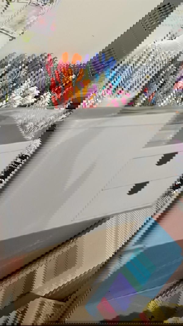 منظم اقلام وكتب مُميز🥹💕🪴📚المتاح اللونين الِ فوق فقط اخر صور ليهم بوضوح Image 5 Preview