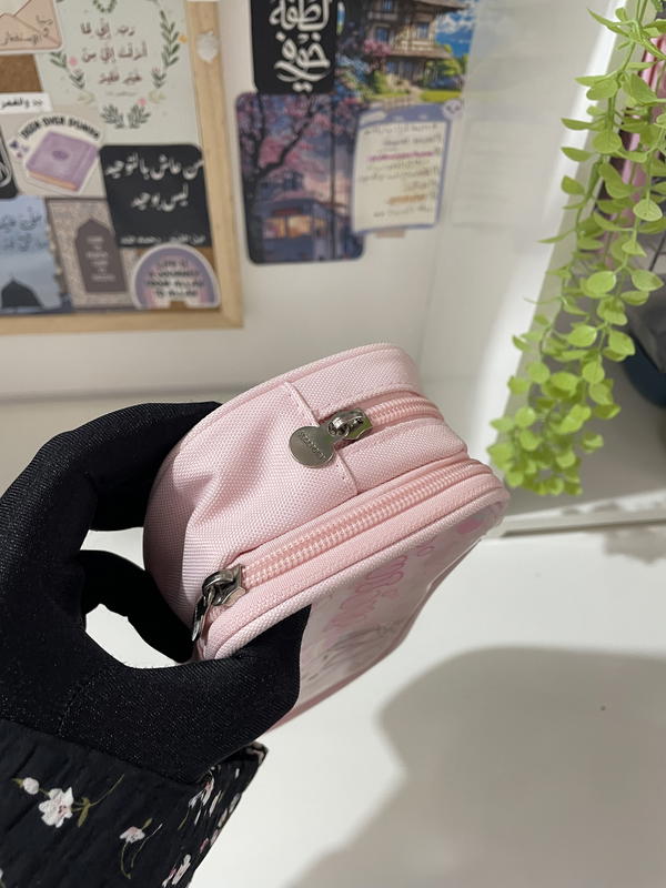 مقلمة 💗💕جامبو 2 سوسته ( بها ديفوه بسيط متوضح اخر صورة Image 4 Preview