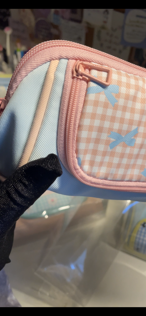 مقلمة lucky 🧸🍬مستوردةhigh Quality  Image 7 Preview
