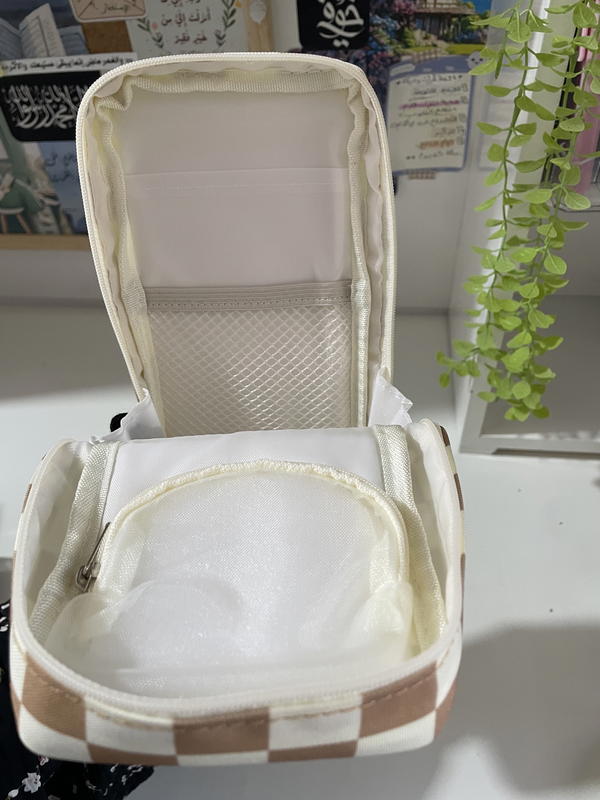 مقلمة 🧸مغناطيس بجيب داخلي💝 Image 4 Preview