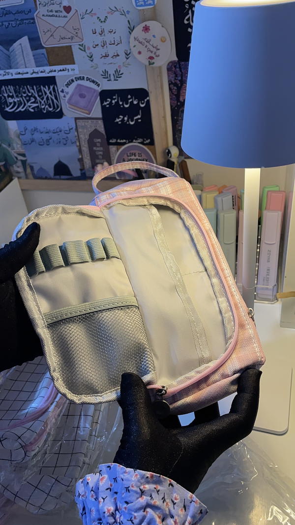 Special مقلمة  كاروهات 🤍🩷🧸 Image 2 Preview