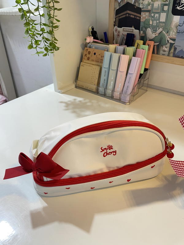 مقلمة strawberry 🍓 و cherry 🍒🥹🤍🫶🏻 Image 3 Preview