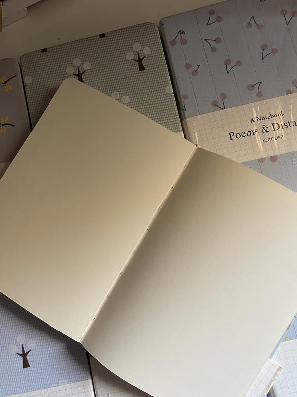 نوت بوك5A ورق كريمي ساده مسطر كرافت ورق 100 جرام العدد محدود( بدون تحديد شكل ) Image 5 Preview