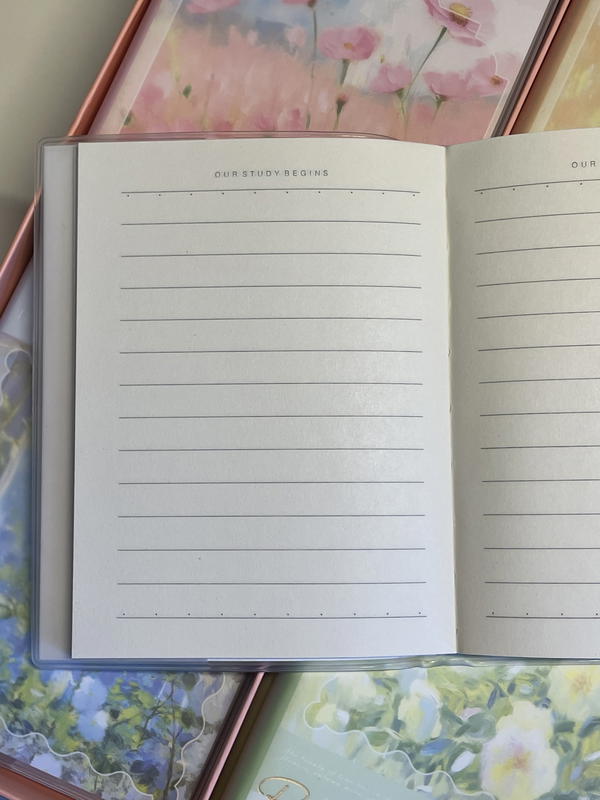 نوتة مستوردة ورق كريمي بثيم الزهور 💐قد كف اليد 💗كڤر قابل لإعادة الاستخدام  Image 6 Preview