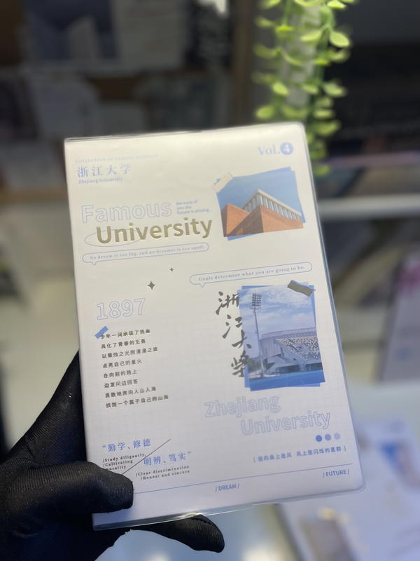 نوت بوك💕 مستوردة A5ورق كريمي ثيم الجامعة 🍃152صفحه76ورقه🎓🏫 Image 5 Preview