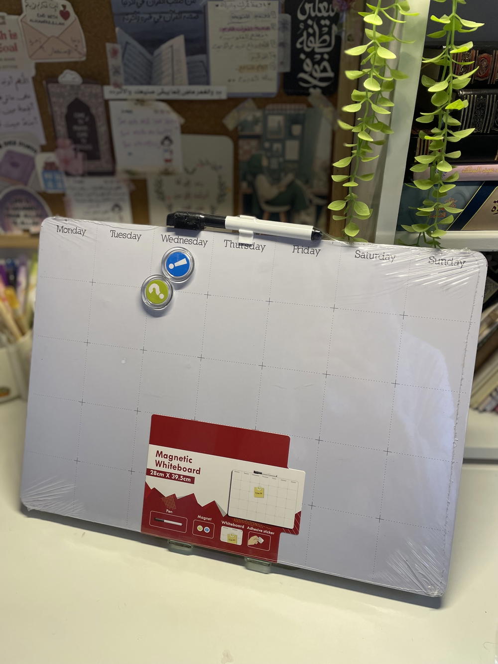 سبورة مستوردة بقلم، مغناطيس و لاصق🐣 Preview Image