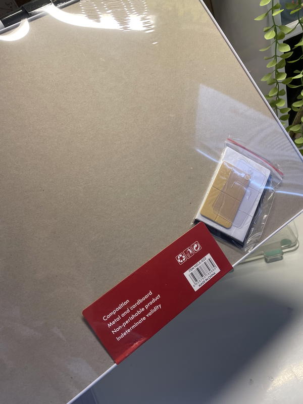 سبورة مستوردة بقلم ومغناطيس،لاصق🐣 Image 3 Preview