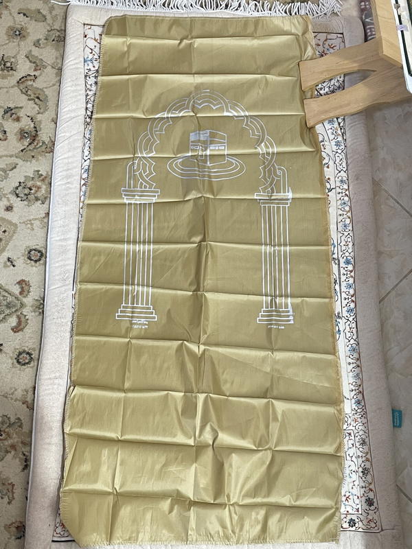 سجادة صلاة جيب من الأساسيات بجد لكل مسلم لأن طبيعي لنا نخرج من البيت وتكون معانا  📿 Image 2 Preview