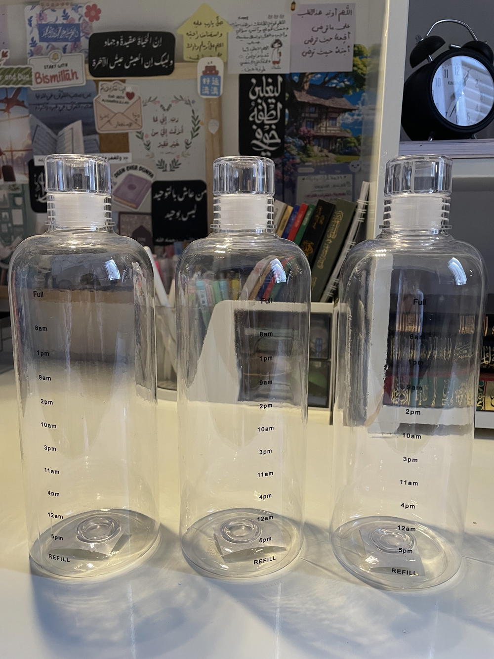 زجاجة مياه كريستال 700 mlمحكمة الغلق جداً  Preview Image