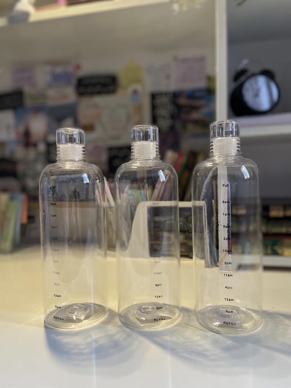 زجاجة مياه كريستال 700 mlمحكمة الغلق جداً  Image 2 Preview