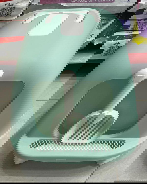 ليتر بوكس مغطي مع جاروف متوفر Image 1 Preview