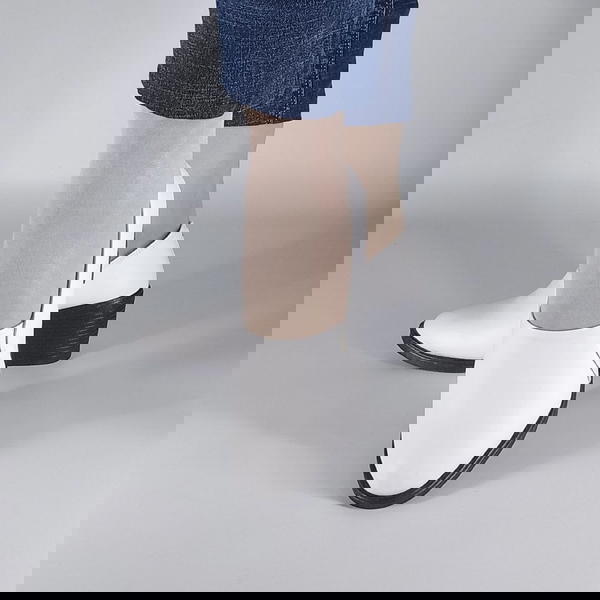 حذاء جلد حريمي Image 6 Preview