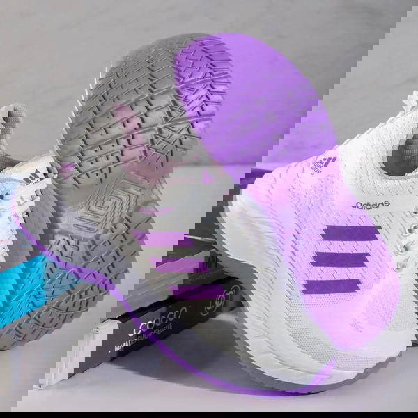 كاوتش حريمي  Image 1 Preview