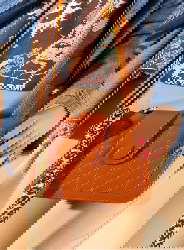 شنطة جلد  Image 4 Preview