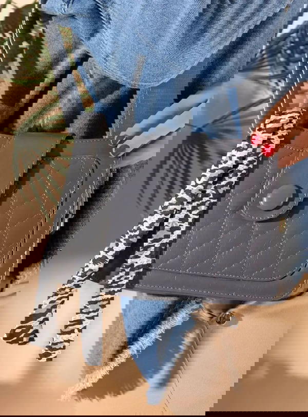 شنطة جلد  Image 6 Preview