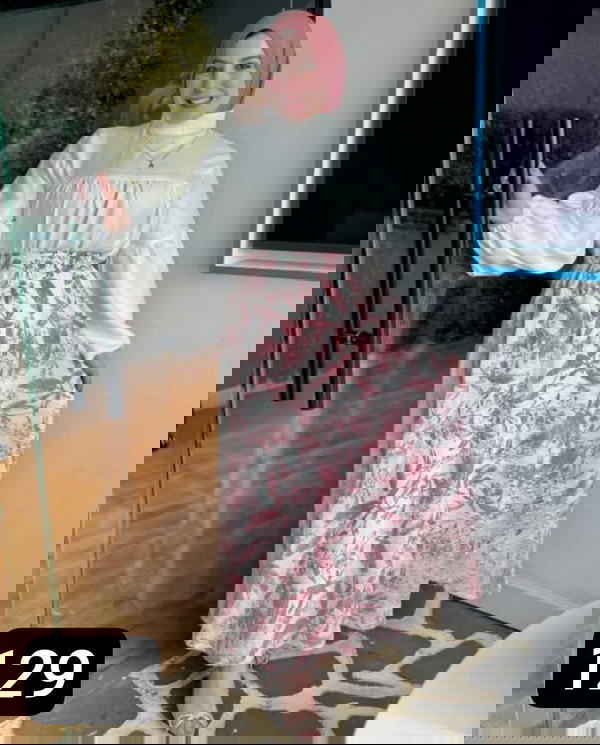 سوت قطعتين اسكيرت  Image 2 Preview