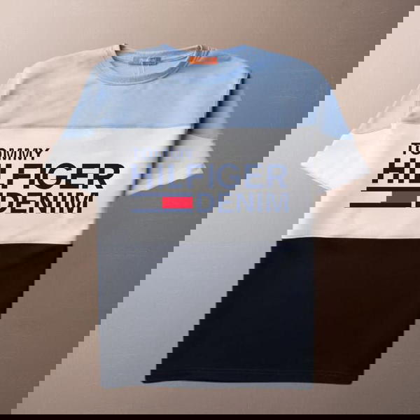تي شيرت تومي Image 2 Preview