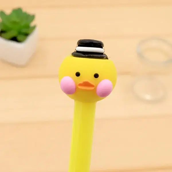 قلم بطوط Image 2 Preview