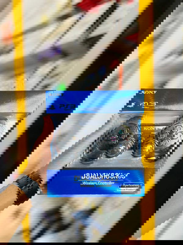 يدة بلاي ستيشن Image 1 Preview