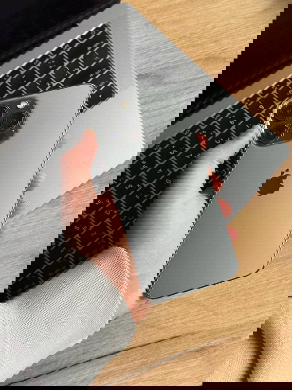 iphone 13 pro max مستخدم Image 1 Preview