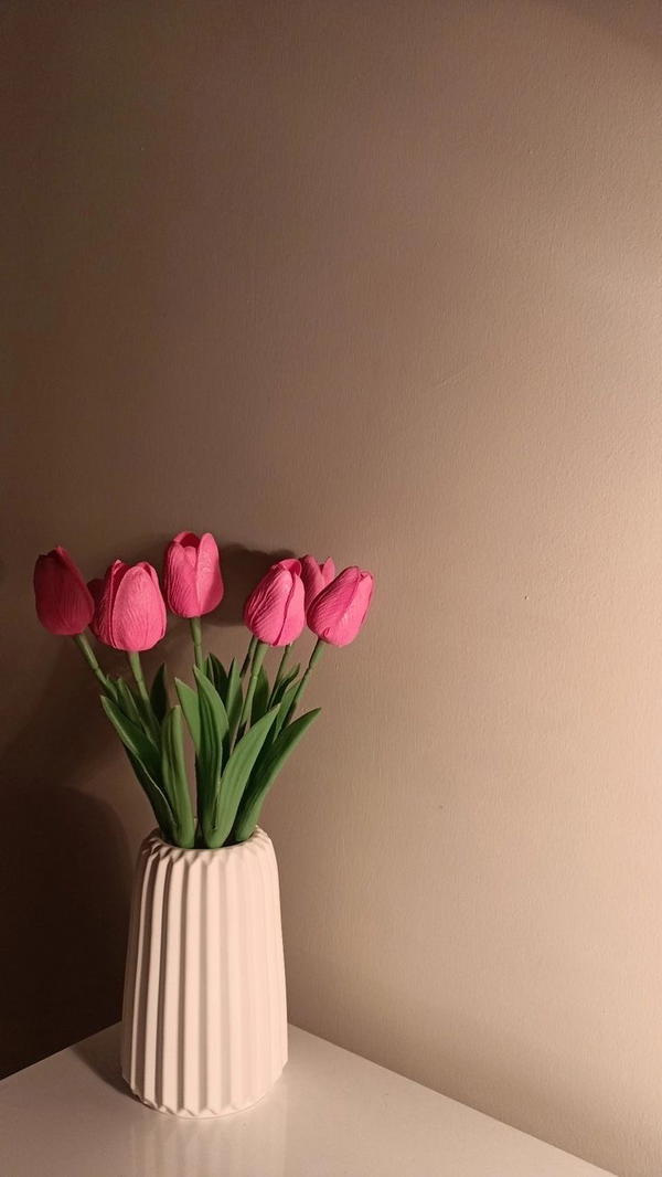 Large vase Image 2 Preview