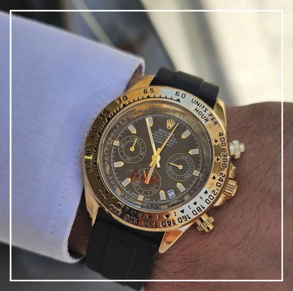 ROLEX DAYTONA WITH BLACK RUBBER Image 1 Preview