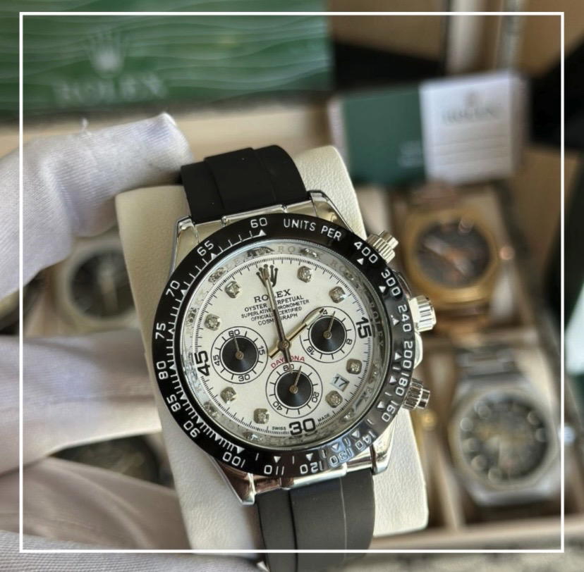 ROLEX DAYTONA WITH BLACK RUBBER Preview Image