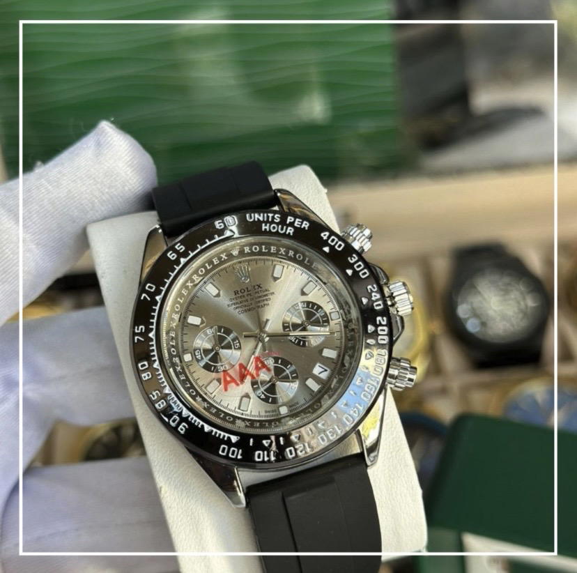 ROLEX DAYTONA WITH BLACK RUBBER Preview Image