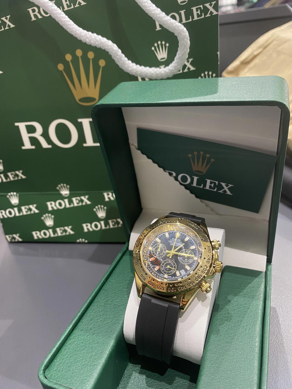 ROLEX DAYTONA WITH BLACK RUBBER Preview Image