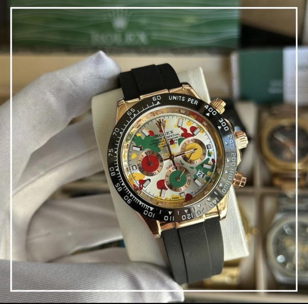 ROLEX DAYTONA WITH BLACK RUBBER Image 1 Preview