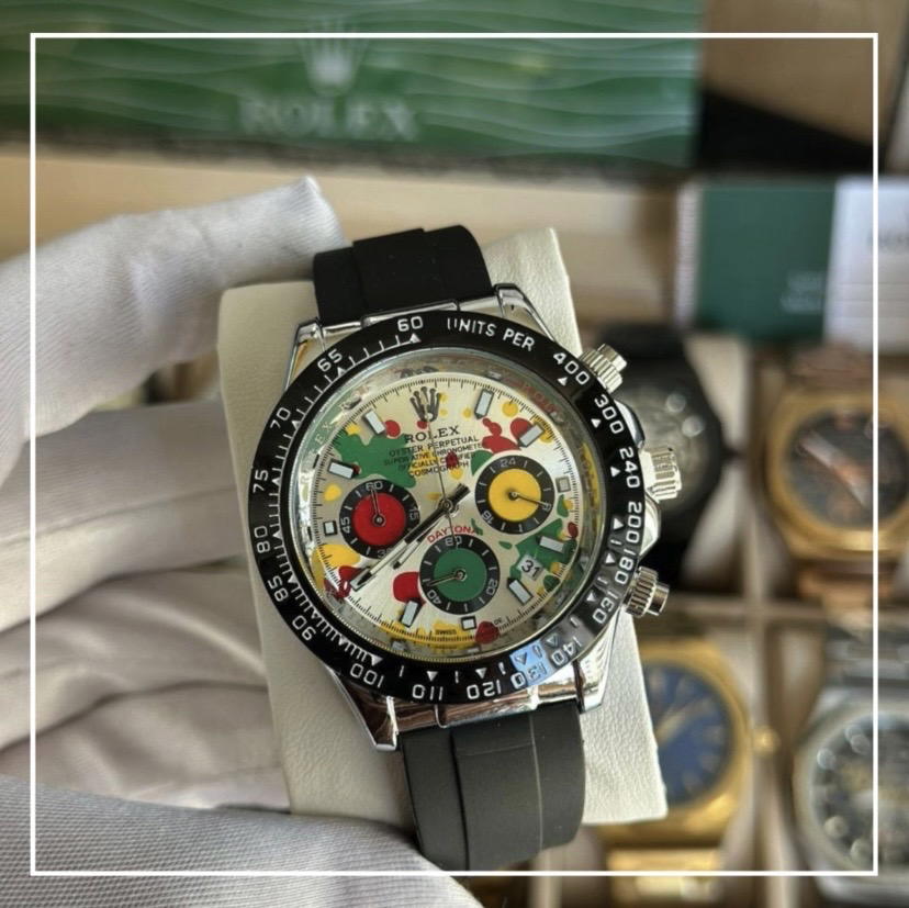ROLEX DAYTONA WITH BLACK RUBBER Preview Image