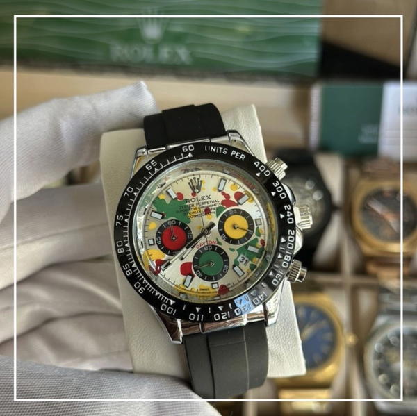ROLEX DAYTONA WITH BLACK RUBBER Image 1 Preview