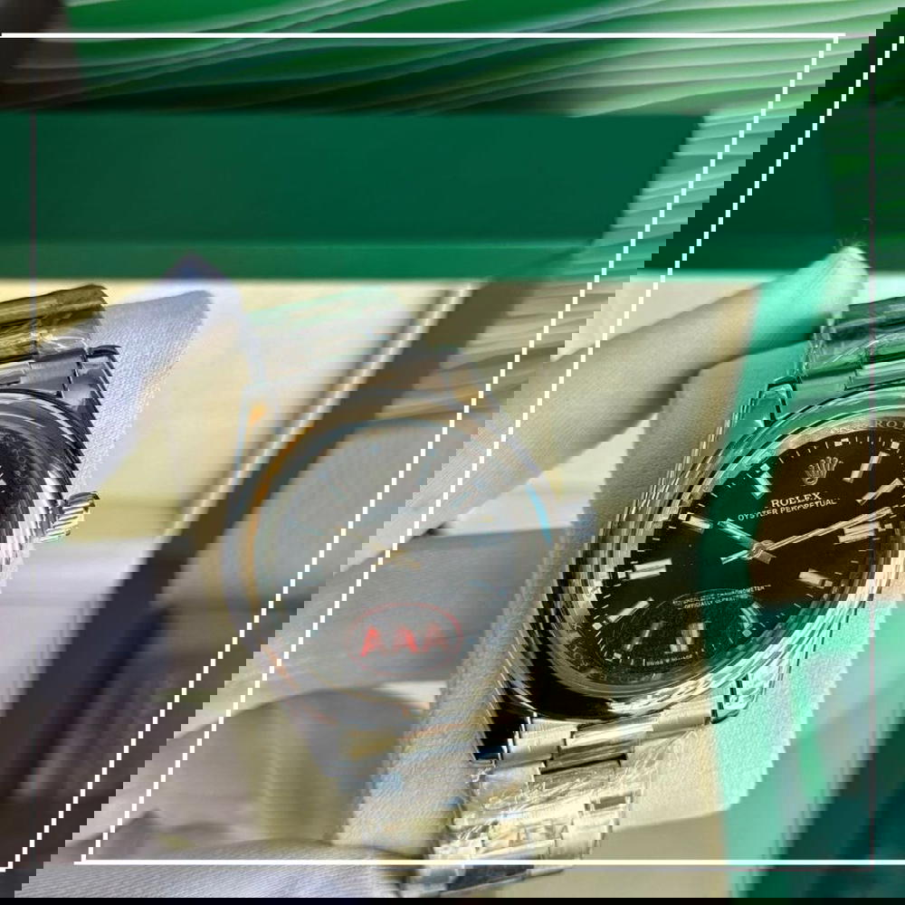 Rolex Day-Date Two tone Chain With Black Dial Preview Image