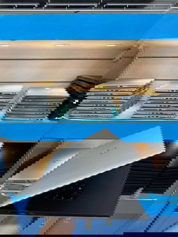  Dell precision 5510 Image 3 Preview