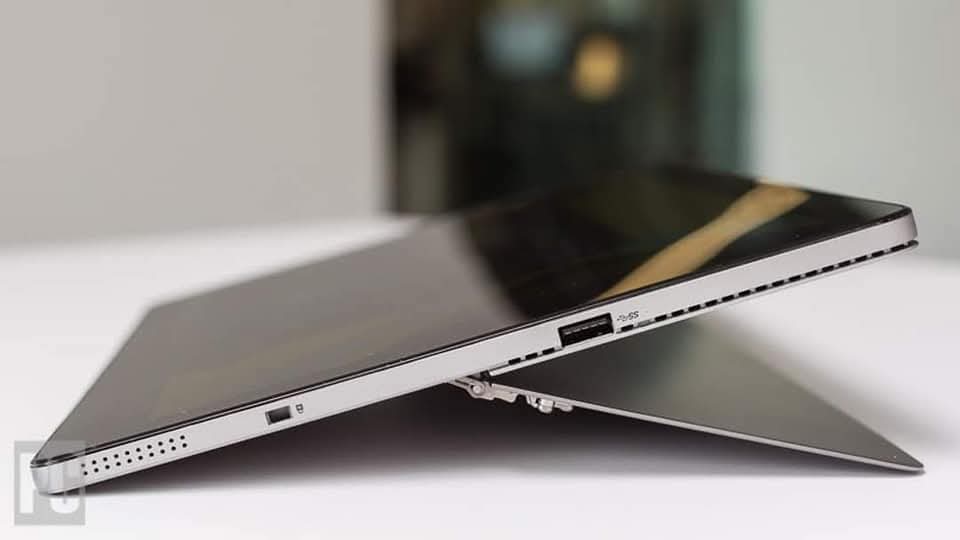 Dell latitude 7200 2in1 Preview Image