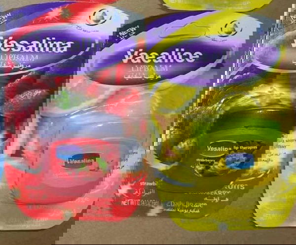 فازلين شفة Image 1 Preview