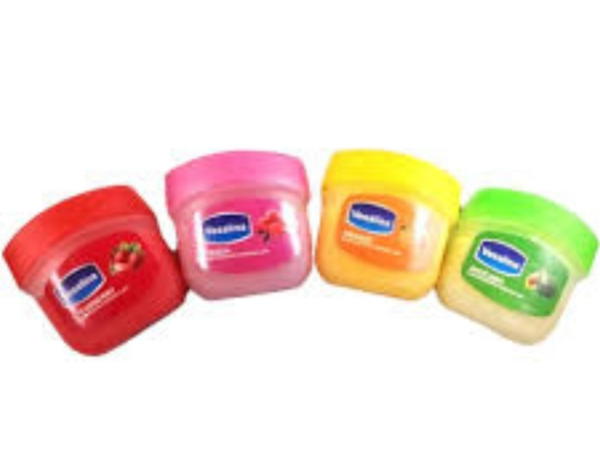 فازلين شفة Image 3 Preview