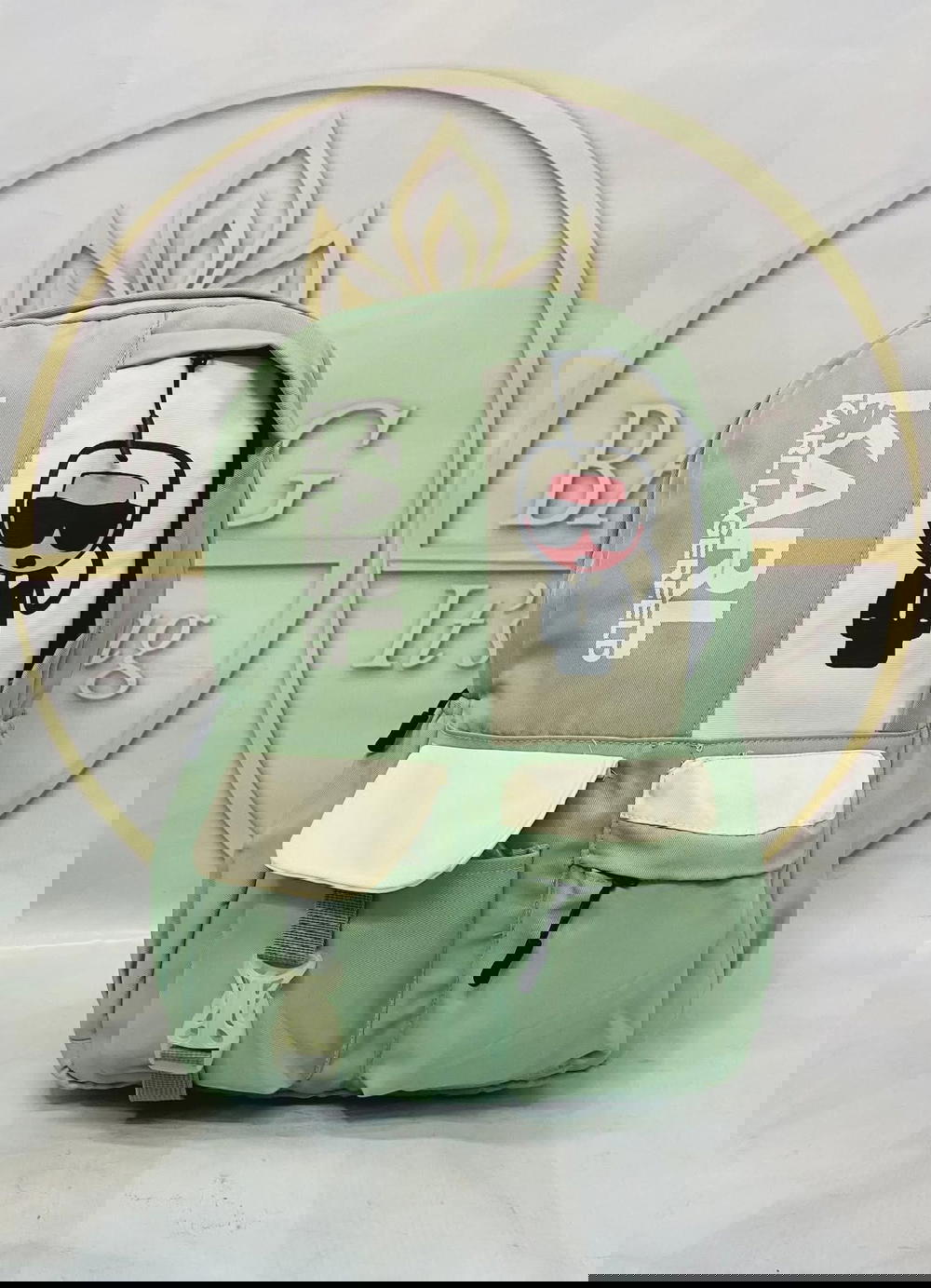 شنط شبابى مستوردة من KARL LAGERFELD Preview Image