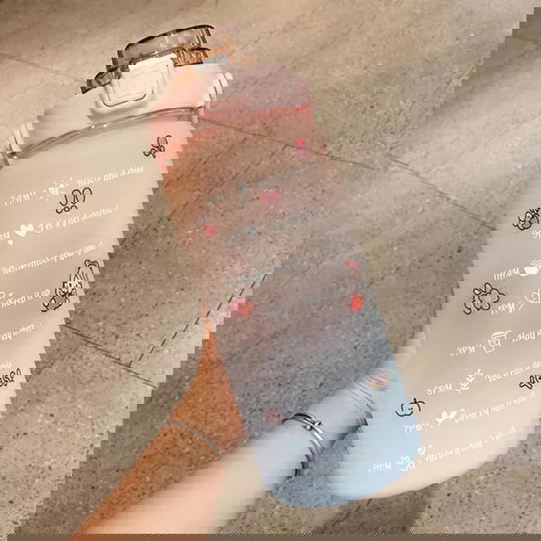 زجاجة مياه 2000ملي Image 4 Preview