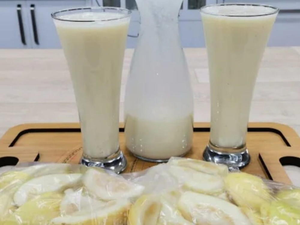 Guava juice with milk. عصير الجوافه بالحليب Preview Image