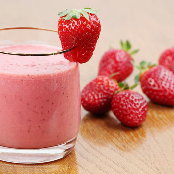 Strawberry juice with milk. عصير فراوله بالحليب Image 3 Preview